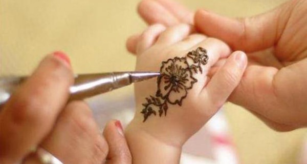 Mehandi Artist for Birthday Party